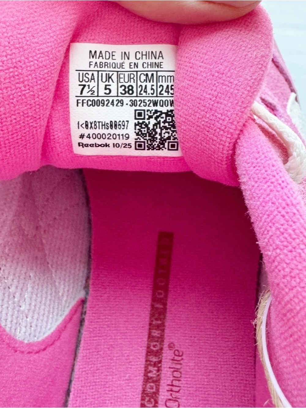 Reebok New Women's Pink Club C Grounds UK Sneakers
Size 7.5 NWOT - Picture 13 of 15